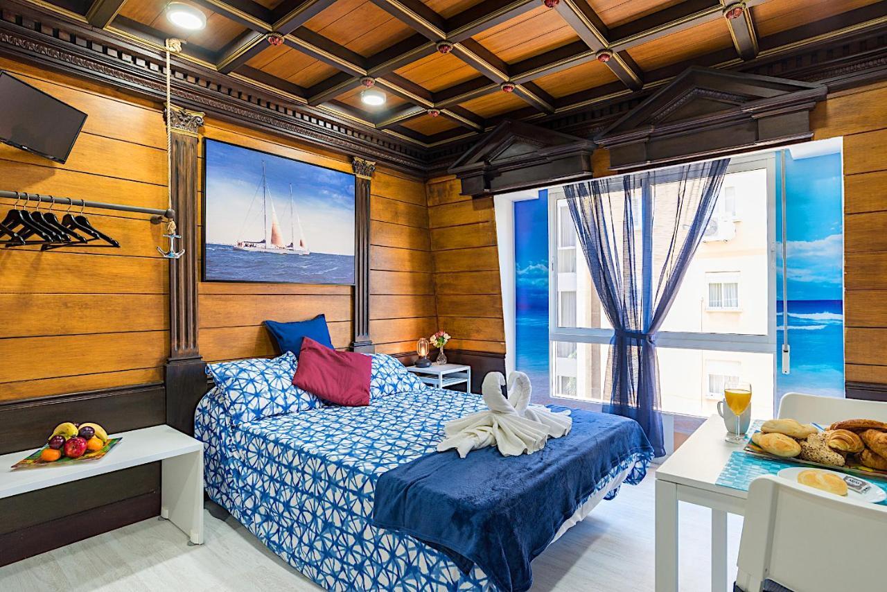 Citycenter Pirates Room, Young People Only 말라가 외부 사진